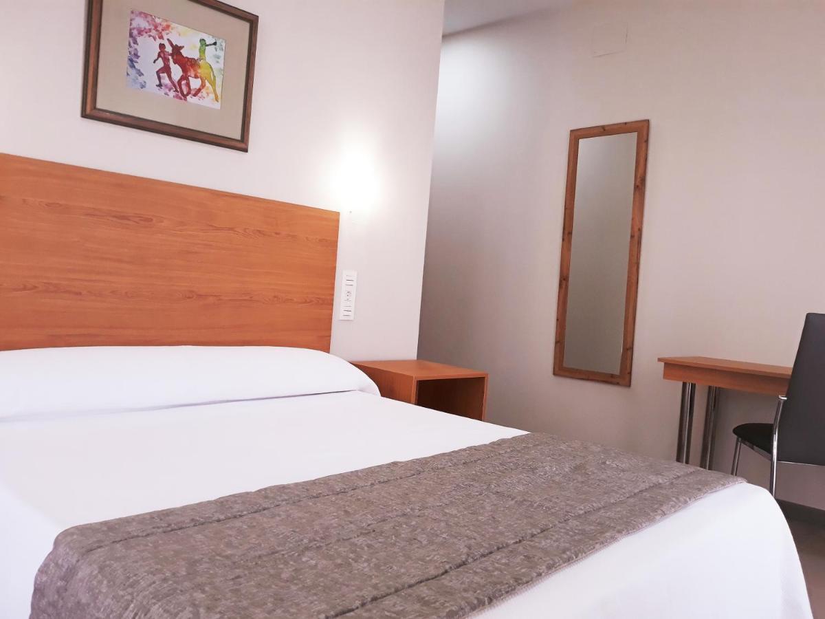 Hostal Montemayor Moguer Luaran gambar